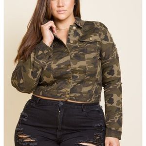 Camo cropped jacket